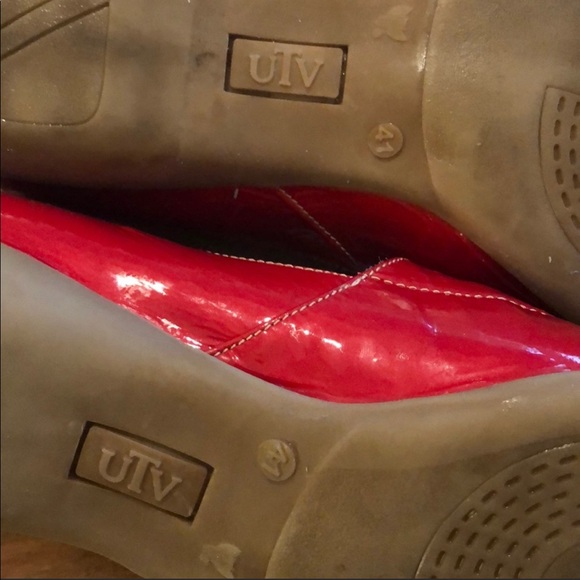 Un Tour En Ville (UTV) Original Red & Beige Flats size 11 - Picture 3 of 4